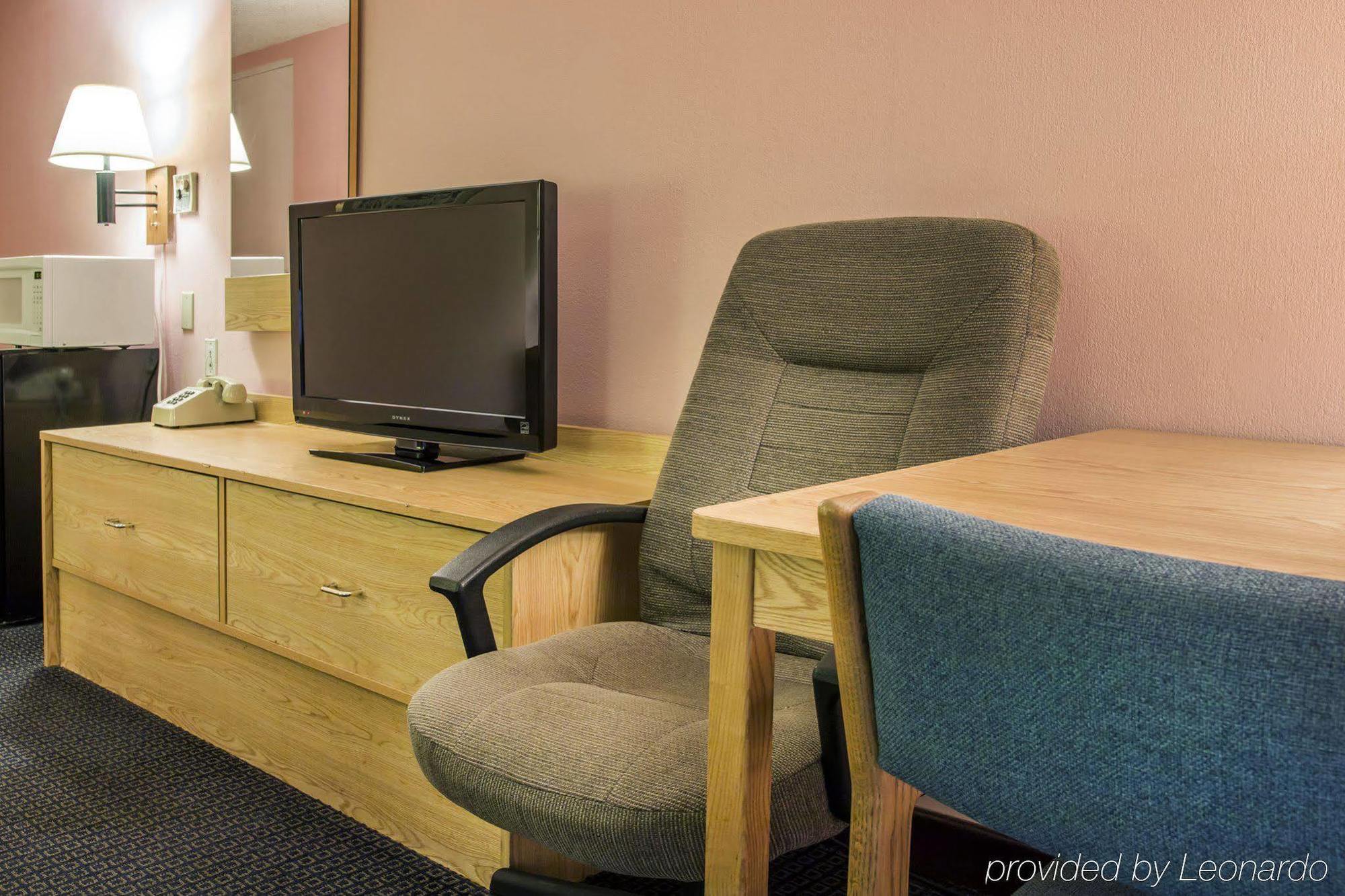 Econo Lodge Battle Creek Luaran gambar