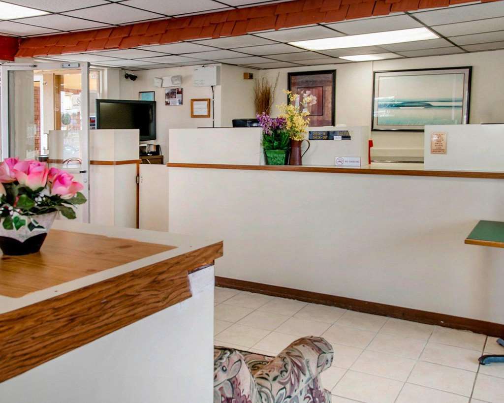Econo Lodge Battle Creek Dalaman gambar